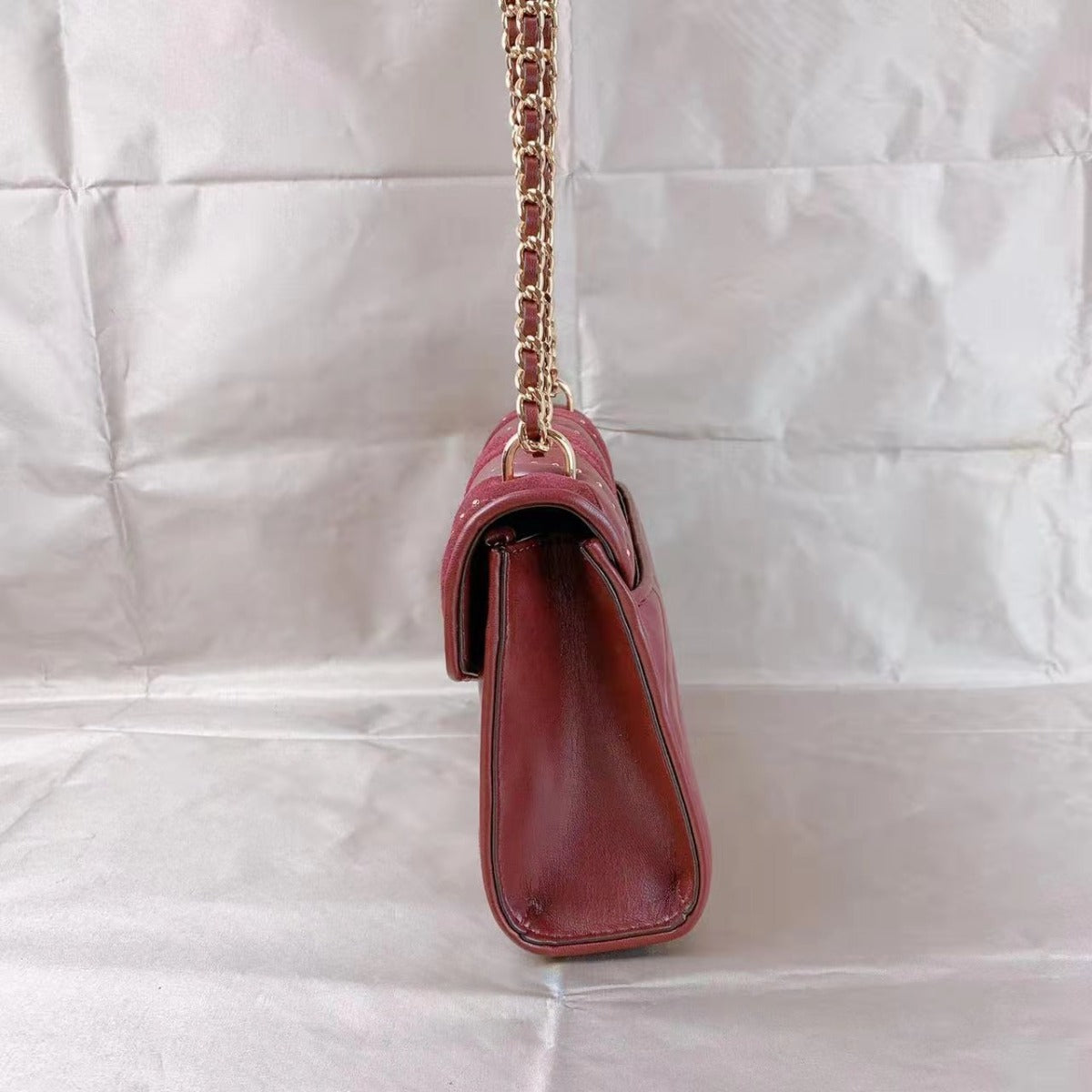 Michael Kors 35F1GXOL2U Medium Flap Shoulder In Merlot Michael Kors 35F1GXOL2U Medium Flap Shoulder In Merlot